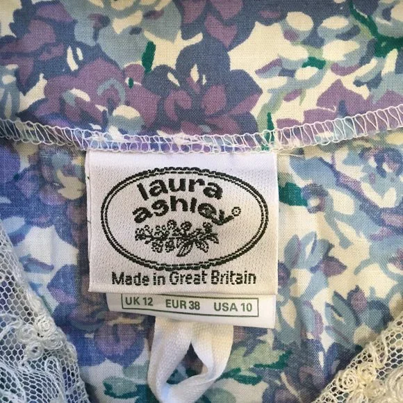 SOLD LAURA ASHLEY floral 100% cotton dress with lace collar vintage charm! - Picture 9 of 10